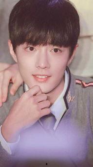 肖战八卦娱乐吃瓜,揭秘明星幕后生活，吃瓜群众狂欢时刻